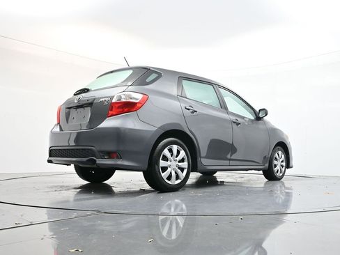 Used 2013 Toyota Matrix L image 29