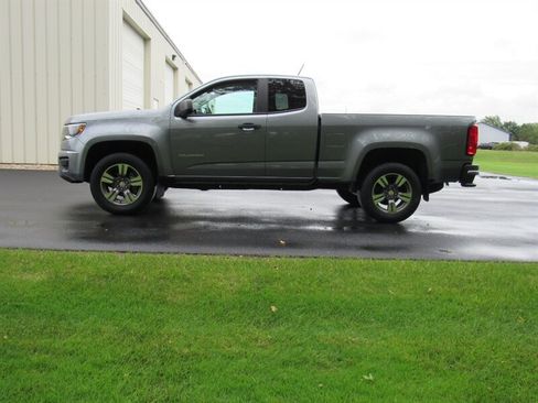 Used 2018 Chevrolet Colorado W/T RWD image 7