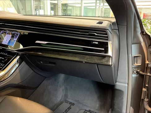 Certified 2025 Audi Q8 Premium Plus w/ Premium Plus Package image 19