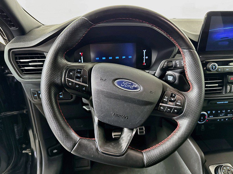Used 2024 Ford Escape ST-Line AWD/4WD image 12