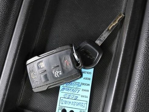 Used 2020 Chevrolet Silverado 1500 Custom Trail Boss w/ Custom Convenience Package image 19