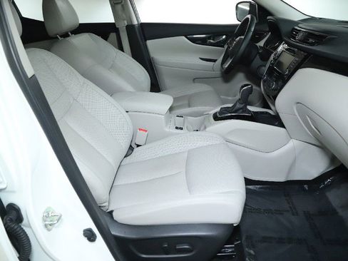 Certified 2022 Nissan Rogue Sport SL w/ Premium Package image 37