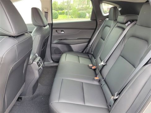 New 2025 Nissan Murano SL image 9