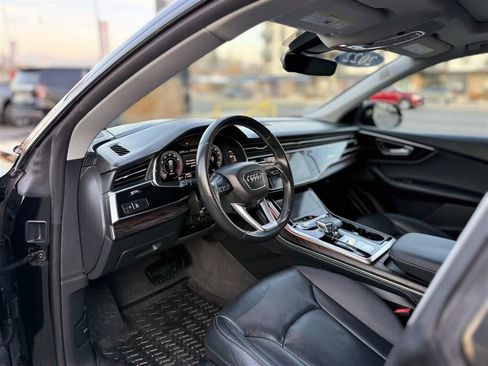 Used 2022 Audi Q8 Prestige w/ Prestige Package AWD/4WD image 17