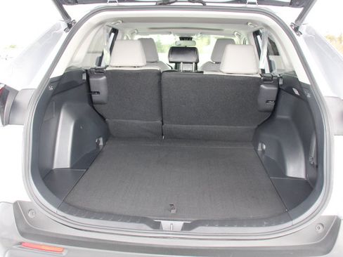 Certified 2021 Toyota RAV4 XLE w/ Convenience Package image 15