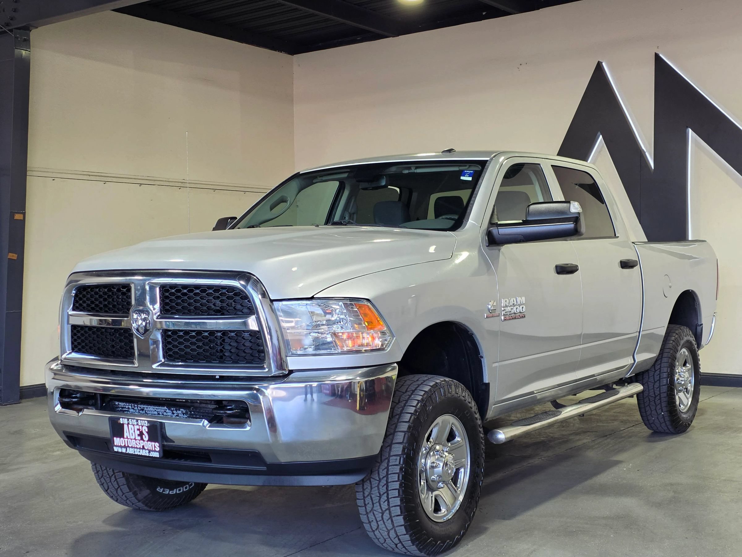 Used 2016 RAM 2500 Tradesman w/ Chrome Appearance Group AWD/4WD image 1