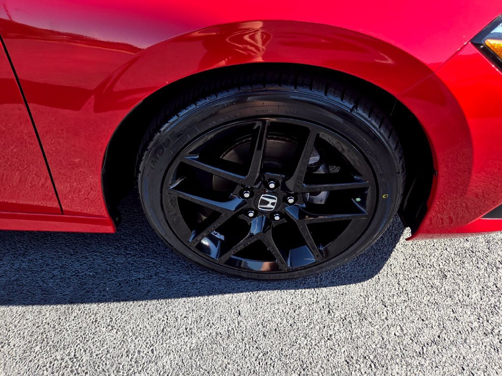Used 2023 Honda Civic Sport image 16