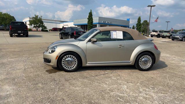 Used 2016 Volkswagen Beetle 1.8T S FWD image 5