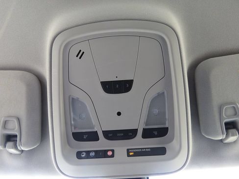 Used 2014 Chevrolet Impala LT w/ Premium Seating Package FWD image 26