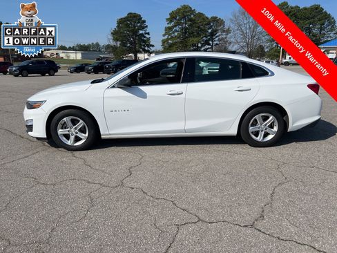 Used 2023 Chevrolet Malibu LS image 2