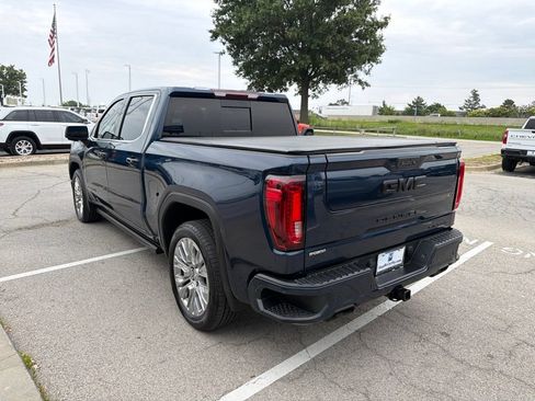 Used 2022 GMC Sierra 1500 Denali w/ Denali Premium Package AWD/4WD image 5