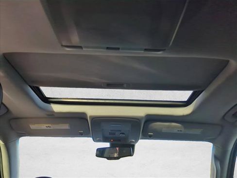 Used 2019 GMC Yukon XL Denali image 20