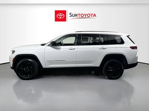 Used 2023 Jeep Grand Cherokee L Laredo image 7