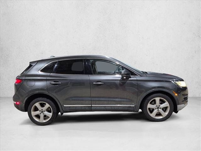 Used 2017 Lincoln MKC Premiere FWD image 4