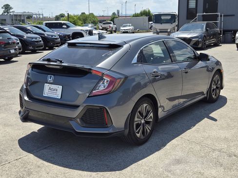 Used 2018 Honda Civic EX image 4