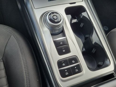 Certified 2020 Ford Explorer XLT RWD image 34