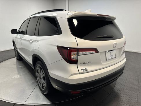 Certified 2022 Honda Pilot Sport image 9
