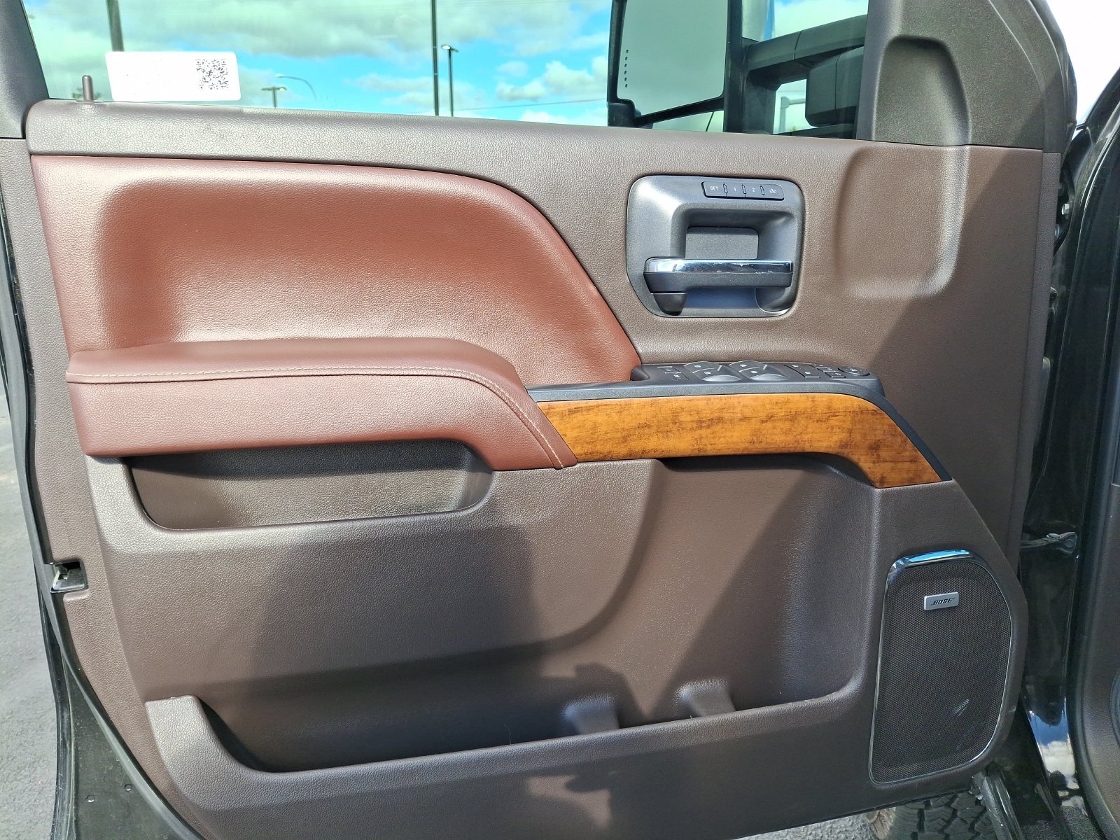 Used 2015 Chevrolet Silverado 3500 High Country AWD/4WD image 18