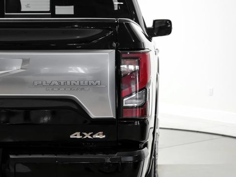 Used 2020 Nissan Titan Platinum Reserve w/ Moonroof Package AWD/4WD image 54