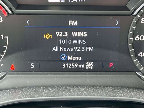 Certified 2022 Cadillac XT5 Premium Luxury image 16