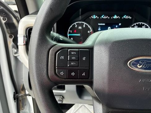 Used 2024 Ford F250 XLT w/ FX4 Off-Road Package AWD/4WD image 26