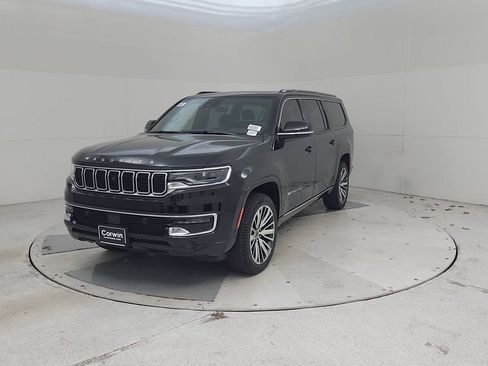 New 2025 Jeep Wagoneer L Series II image 6