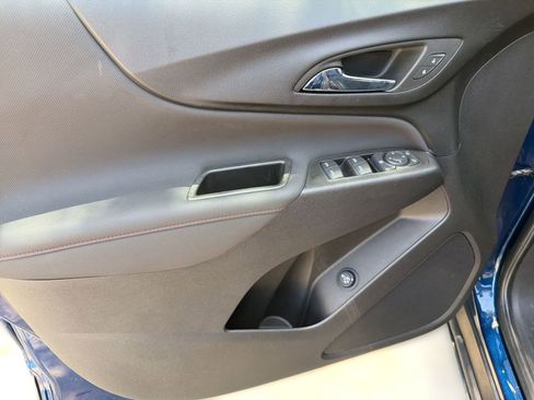 Certified 2022 Chevrolet Equinox RS w/ Infotainment Package FWD image 13