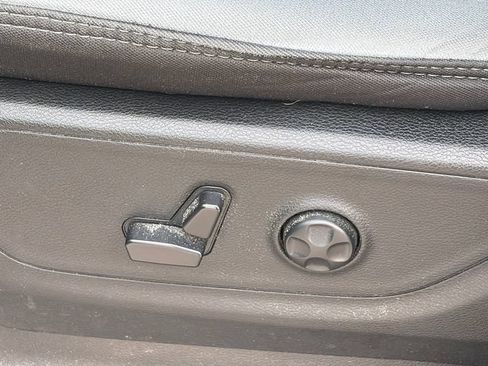 Used 2020 RAM 1500 Lone Star RWD image 15
