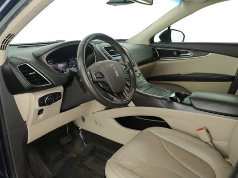 Used 2018 Lincoln MKX Reserve w/ Lincoln MKX Climate Package image 5