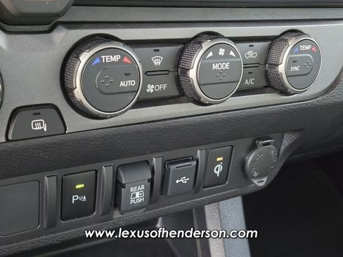 Used 2022 Toyota Tacoma TRD Pro AWD/4WD image 28