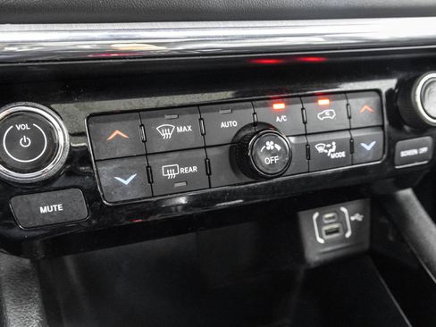 Used 2022 Jeep Compass High Altitude AWD/4WD image 31