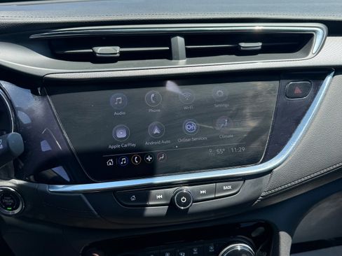 Used 2023 Buick Encore GX Essence w/ Experience Buick Package FWD image 16