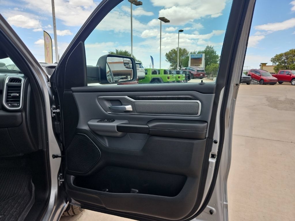 Used 2022 RAM 1500 Big Horn RWD image 14