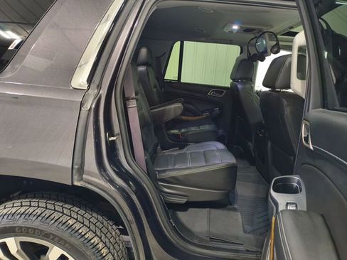 Used 2017 GMC Yukon Denali w/ Open Road Package AWD/4WD image 32