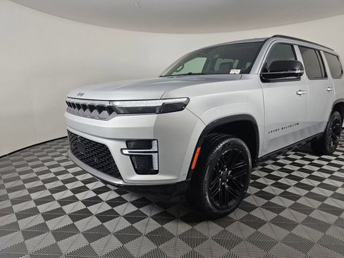 New 2026 Jeep Grand Wagoneer Limited image 11