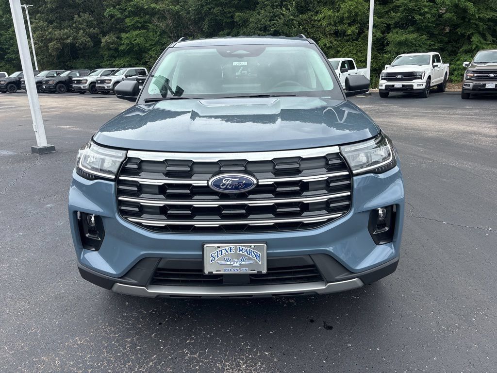 New 2026 Ford Explorer Active w/ Active Comfort Package RWD image 8