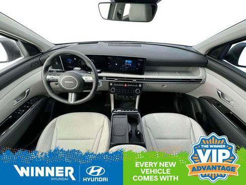 New 2025 Hyundai Tucson Limited image 14