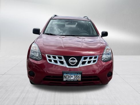 Used 2015 Nissan Rogue S w/ Convenience Package AWD/4WD image 2