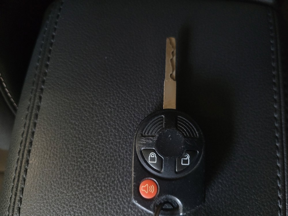 Used 2015 Ford Escape SE AWD/4WD image 32