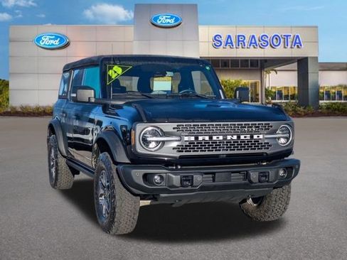 Certified 2025 Ford Bronco Badlands image 1