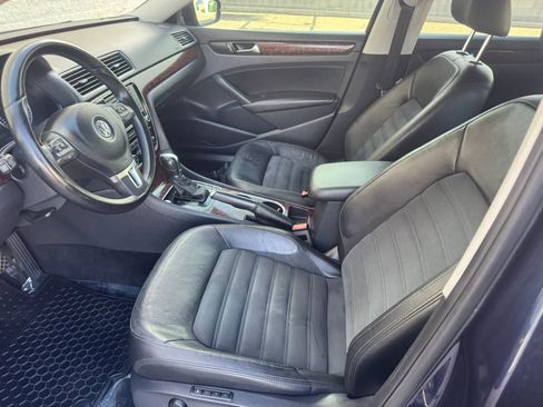 Used 2013 Volkswagen Passat TDI SEL Premium FWD image 11