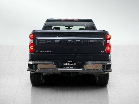 Used 2022 Chevrolet Silverado 1500 LT AWD/4WD image 4