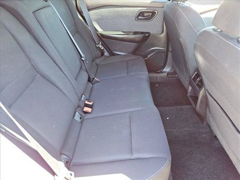 Used 2023 Nissan Rogue S FWD image 23
