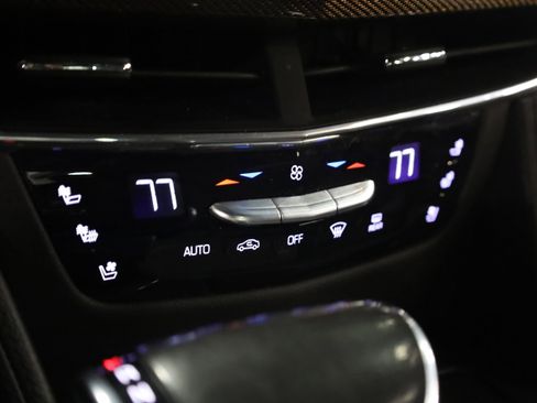 Used 2018 Cadillac CT6 Luxury image 31