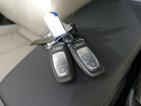 New 2026 Audi Q3 quattro 2.0T AWD/4WD image 19