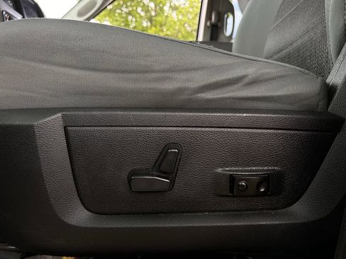 Used 2018 RAM 1500 Big Horn AWD/4WD image 26