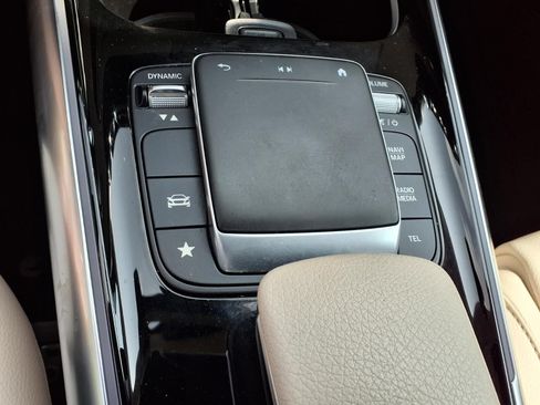 Used 2023 Mercedes-Benz GLA 250 image 21