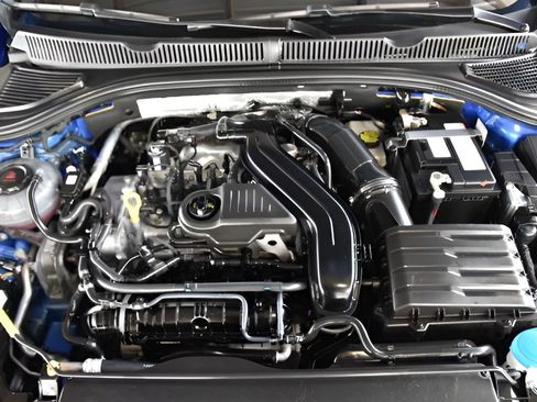 Used 2024 Volkswagen Jetta SE image 24