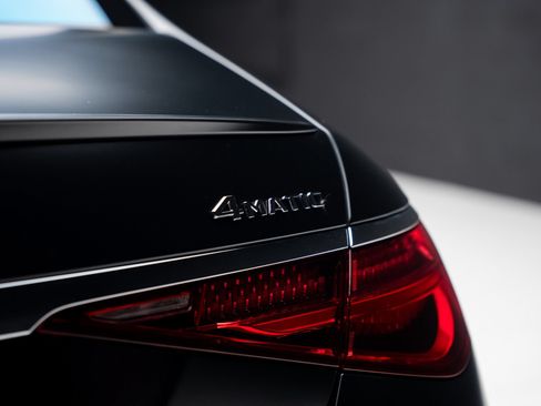 Used 2024 Mercedes-Benz S 580 4MATIC Sedan image 31