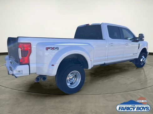 Used 2018 Ford F350 Lariat w/ Lariat Ultimate Package image 5